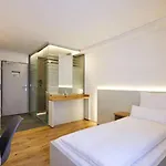 מלון Evermore Nuernberg - 3*